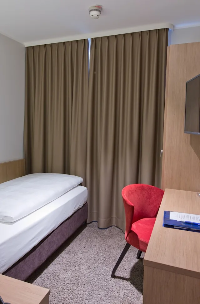 غرفة قياسية مفردة، Astor And Aparthotel 9/14