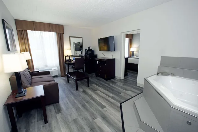 Suite, King Bed, Sofa, Best Western Paramus Hotel & Suites 3/3