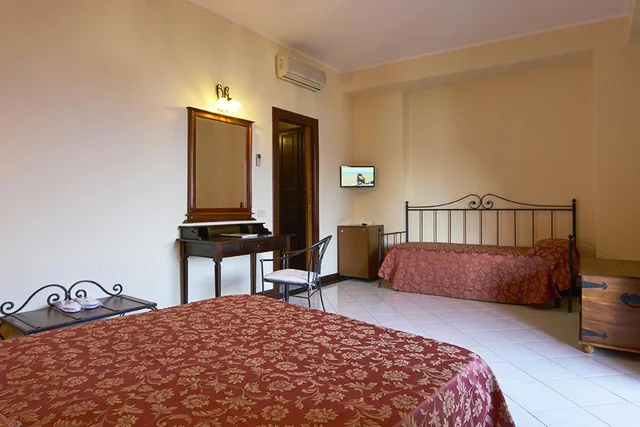 غرفة ديلوكس ثلاثية، Hotel A Pinnata Lipari 2/4