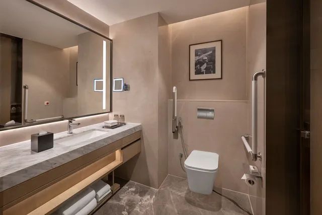 Premier, Twin Beds, Hill View، Navi Mumbai Marriott Hotel 3/4