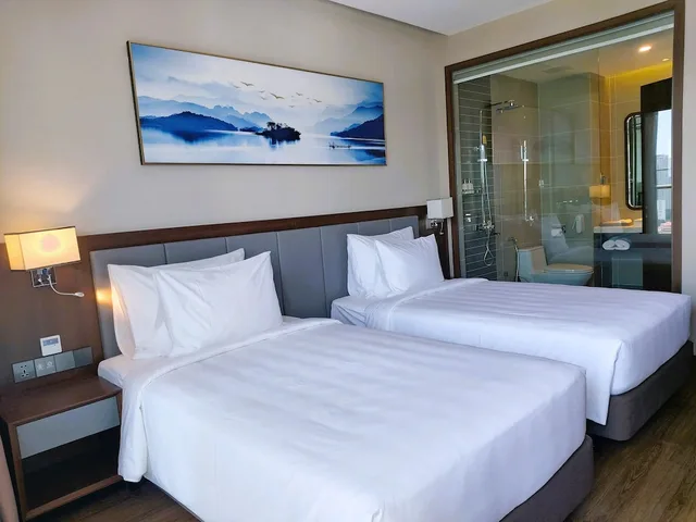غرفة ديلوكس بسرير كينج بشرفة، Annova Nha Trang Hotel 1/8