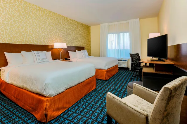 غرفة بسريرين كوين، Fairfield Inn Suites Snyder 1/12