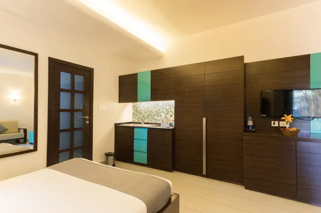Rosewood, Queen Bed، The Woods Resort 4/10