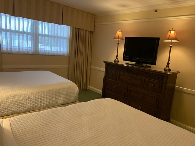 جناح تنفيذي بسريرين مزدوجين بغرفة نوم واحدة مع أريكة، Lago Mar Beach Resort Club 3/4
