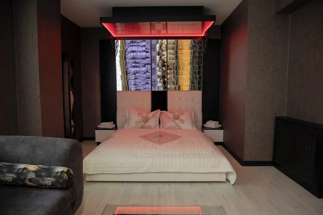 جناح استوديو بريميوم بسرير كوين للمدخنين، Hera Suit Atasehir 7/10