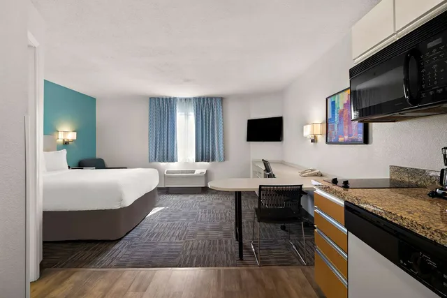 جناح بسرير كوين لذوي الإعاقة، MainStay Suites Salt Lake City Fort Union 2/3