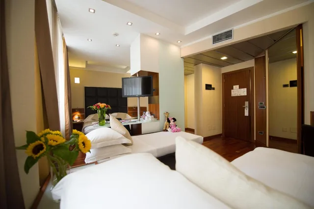 جناح جونيور بسرير كوين مع أريكة، Best Western Hotel Madison 3/5