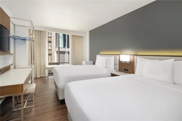 غرفة كبيرة بسريرين مزدوجين، Best Western Premier Empire State Hotel 1/4