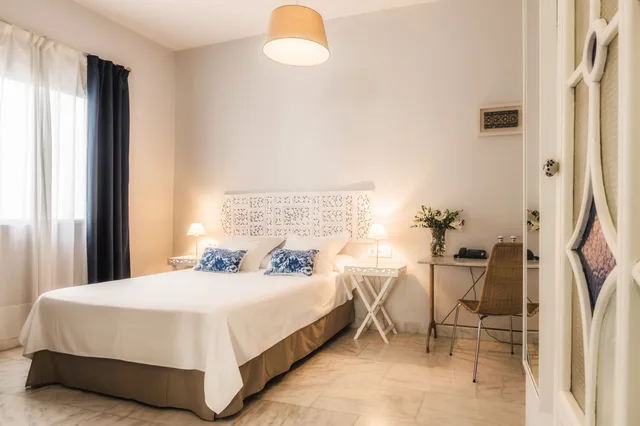 غرفة قياسية بسرير مزدوج في الطابق الأرضي، Casa De Colon Hotel 3/7