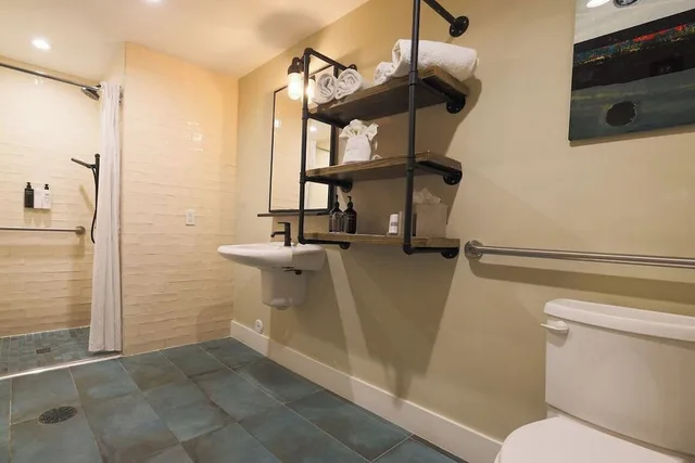 Lanai, Studio, King Bed, Pool Side، The Perry Hotel Key West 6/6