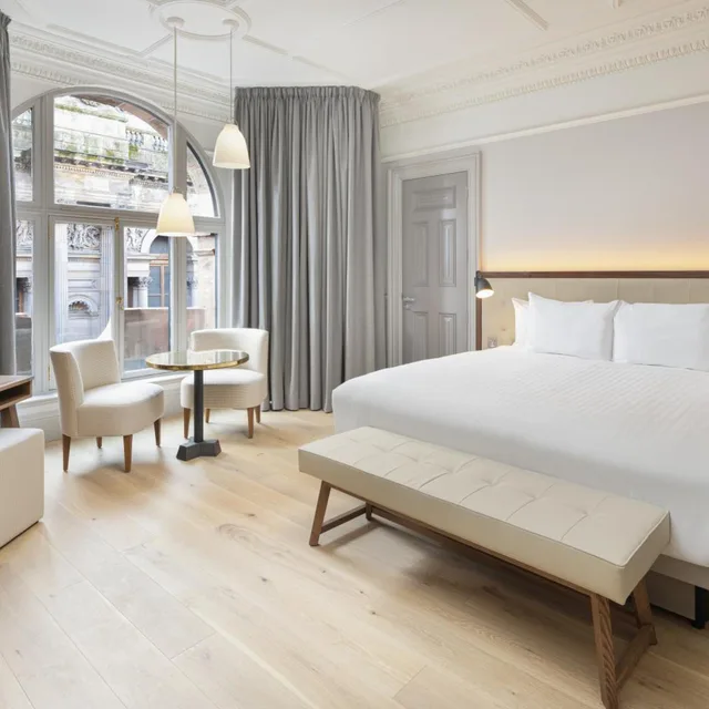 Heritage, King Bed، AC Hotel by Marriott Glasgow 1/10