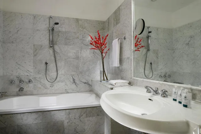 Twin or Double superior with balcony, Hotel Kraft 7/10