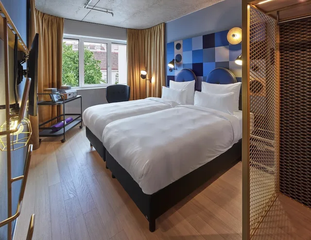 Room, Jaz In The City Vienna 2/9