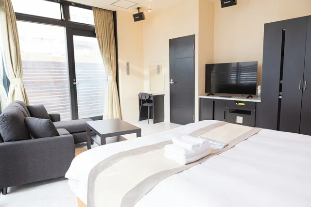 Urban, Queen Bed, Sauna, Terrace، Hotel Rima chocolat 4/9