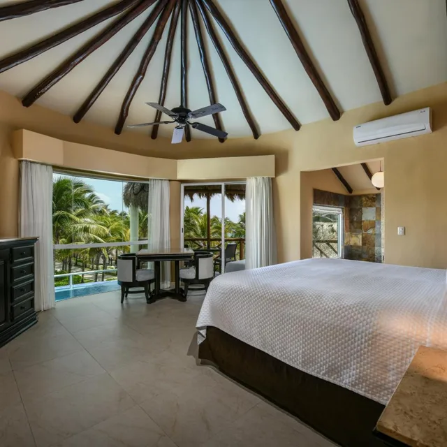 Royal, Pool, Retreat, Deluxe, Suite، El Dorado Casitas Royale All Inclusive 1/2