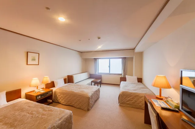 غرفة ثلاثية بثلاثة أسرّة، MIDAGAHARA HOTEL 1/2