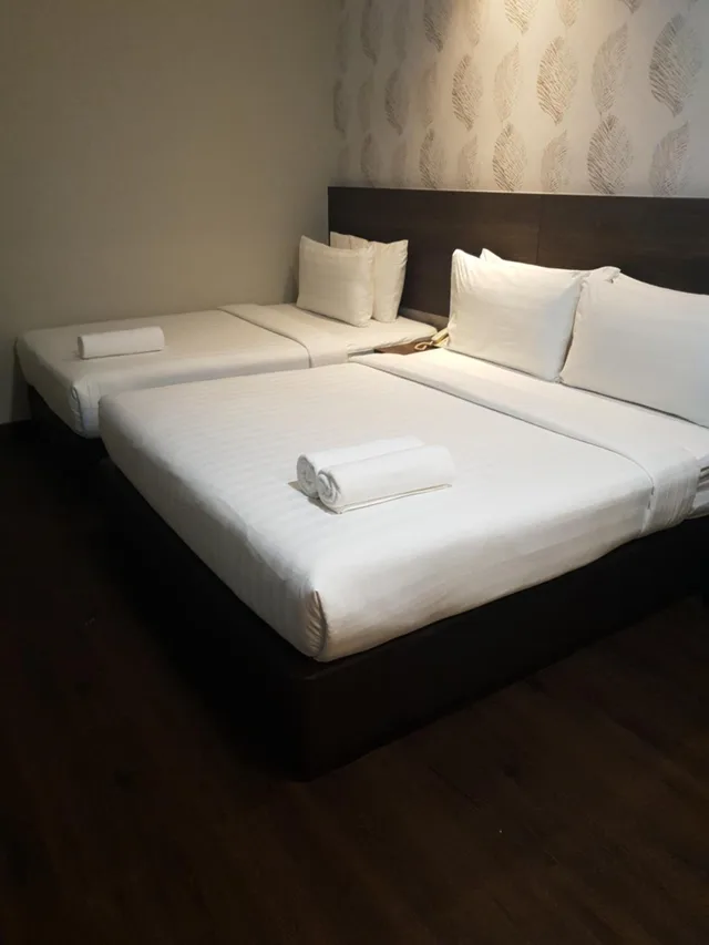 غرفة عائلية بسرير كوين وسرير فردي، Miico Hotel Mount Austin 4/10