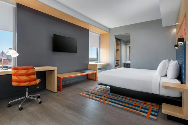 Aloft, Guest Room, King Bed, City View، ALOFT COLUMBIA DOWNTOWN 5/6