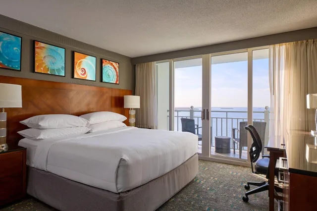غرفة بسرير كينج لذوي الإعاقة، Marriott Sanibel Harbour Resort And Spa 1/8