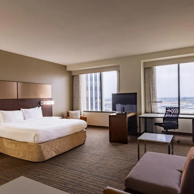 استوديو كبير بسرير كينج مع أريكة لذوي الإعاقة، Residence Inn by Marriott Los Angeles LAX/Century Boulevard 1/6