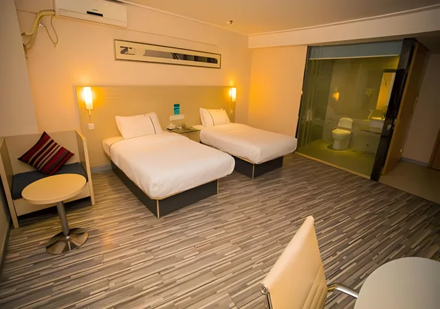غرفة بزنس بسريرين منفصلين، City Comfort Inn Wuhan Jiangxia 2/2