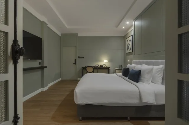 Standard, King Bed, Thomas Bangkok Hotel 1/6
