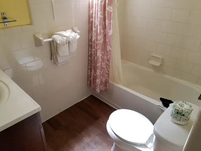 شقة سكنية ديلوكس بسرير كوين بغرفة نوم واحدة مع أريكة، Royal North Beach All Suites 4/4