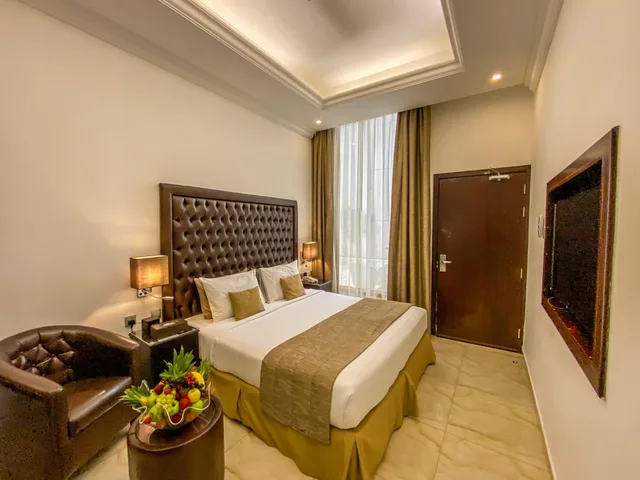 بنغل بسرير مزدوج بإطلالة على المسبح، Mirage Bab Al Bahr Beach Hotel 4/7