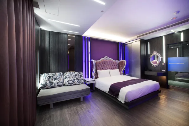 بنغل بسرير كوين، Fukun 5 Motel 1/2