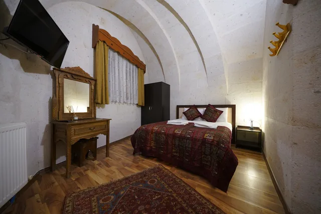 Economy, Double Bed, Arch Palace Hotel 7/10