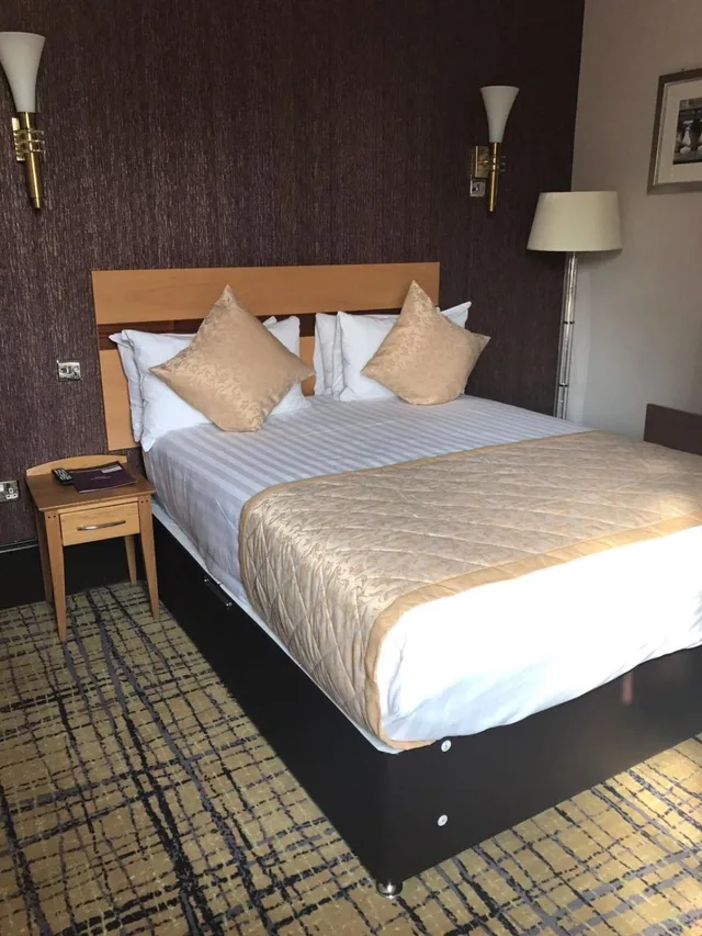 غرفة اقتصادية بسرير مزدوج، Harefield Manor Hotel 1/1