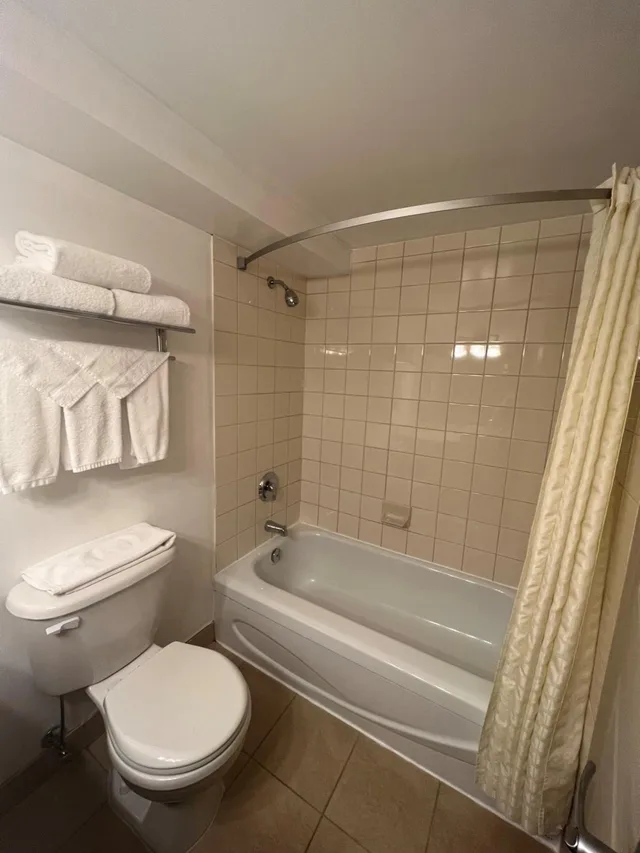 Room, King Bed, Lake Front، Hidden Valley Resort, Ascend Hotel Collection 7/8