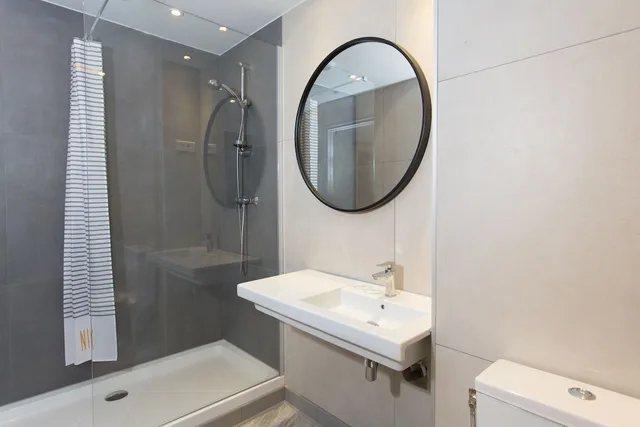 غرفة قياسية ثلاثية بسرير بطابقين وسرير فردي، Villa Saint Exupery Beach 2/2