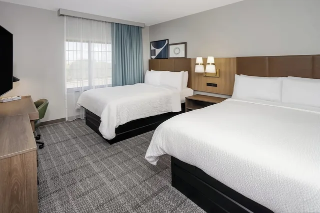 جناح بسريرين مزدوجين بغرفتي نوم بمطبخ، Staybridge Suites Williamsville Buffalo by IHG 2/6