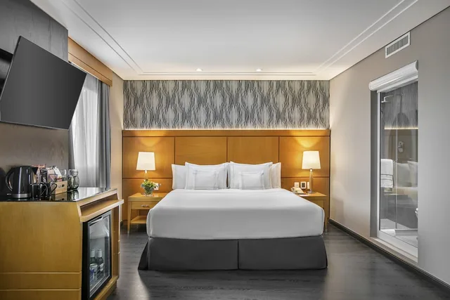 غرفة بريميوم بسرير كينج بشرفة، Melia Jardim Europa 4/6