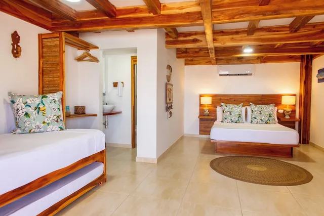 Superior, Bungalow, Double and Twin Beds, ISLA DEL SOL 8/10