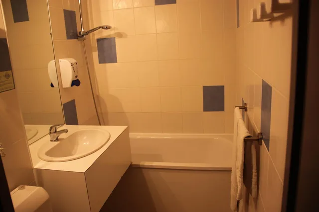 غرفة عائلية، Agape Hotel Niort- Bessines 9/10
