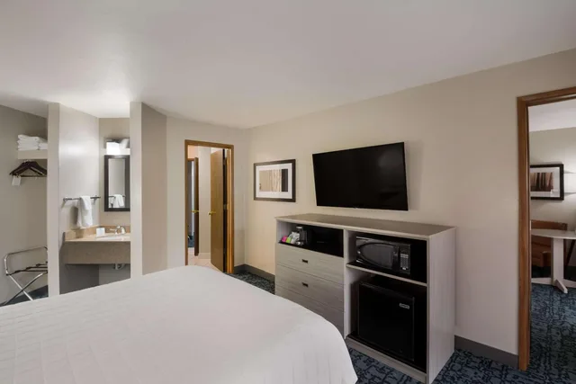 جناح سوبيريور رباعي بشرفة، Best Western New Oregon 3/10