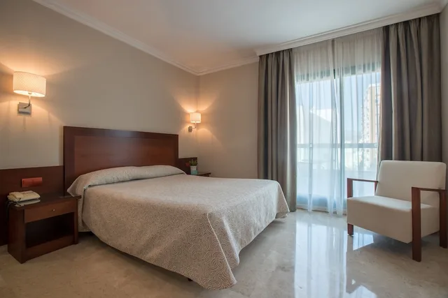 غرفة عائلية بسرير مزدوج، Torremar 1/4