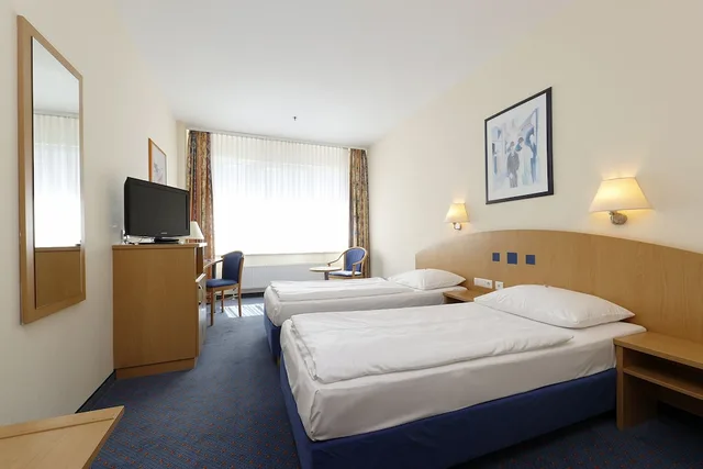 Medium, Twin Beds، Hotel Plaza Hannover 2/5