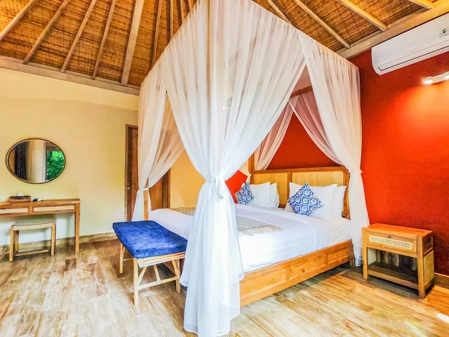 فيلا فاخرة بسريرين كينج بإطلالة على المسبح بغرفتي نوم لذوي الإعاقة، Seminyak Square Hotel 1/2