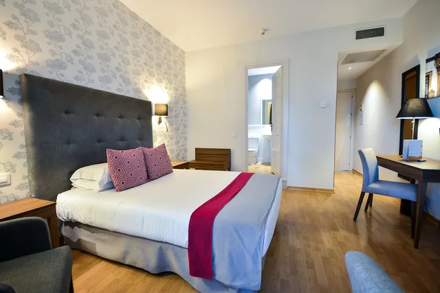 Superior, Twin Beds, Hotel Oromana 1/6