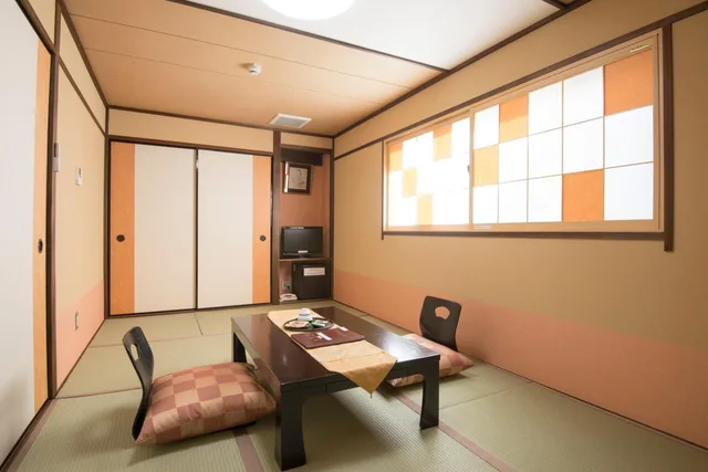 Japanese, Twin Beds, 2 Futon Beds, Tenpyo Ryokan 1/1