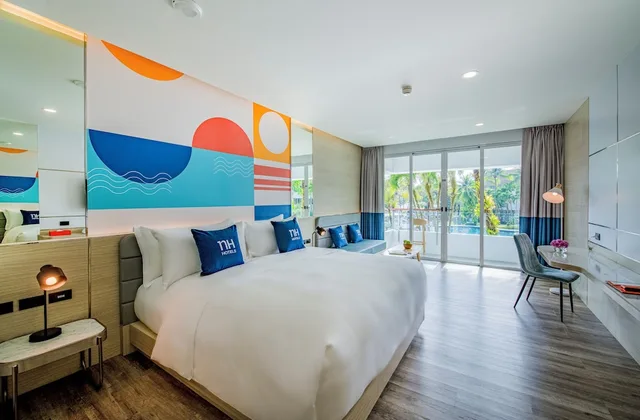 غرفة ديلوكس بسرير كينج، NH Boat Lagoon Phuket Resort 1/3