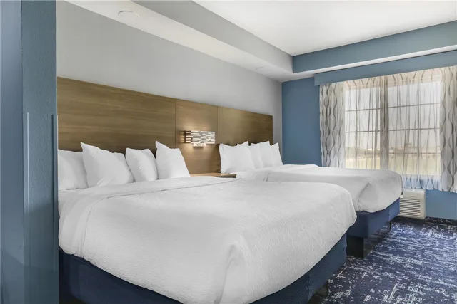 جناح بسريرين كوين مع أريكة، Best Western Plus Fort Worth Forest Hill Inn and Suites 1/3