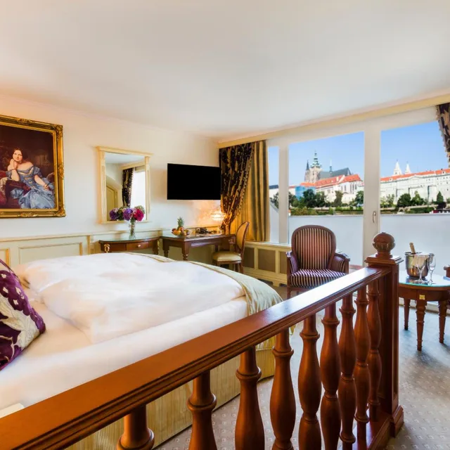 Ambassador, Suite، Luxury Family Hotel Royal Palace 2/4
