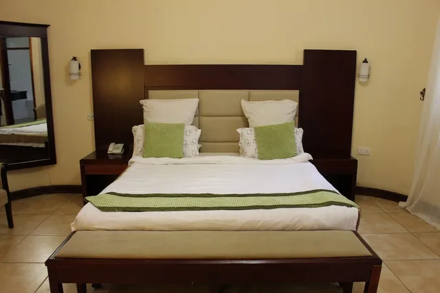 Deluxe, King Bed, Chamba Valley Exotic Hotel 2/3