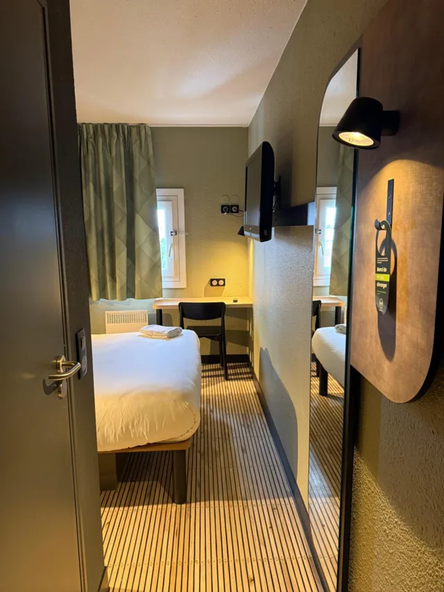 غرفة مزدوجة، B&B Hotel Cergy Pierrelaye 8/8