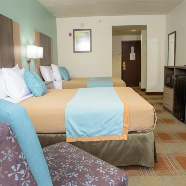 غرفة بسريرين كوين بشرفة، Pigeon River Inn 9/10