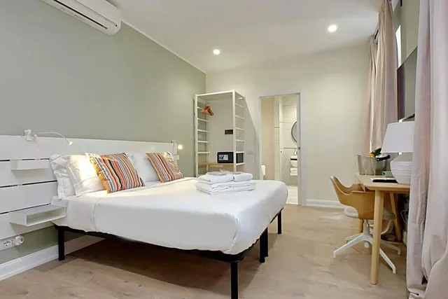 جناح، Casa Santa Sofia 3/5